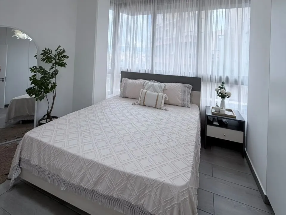 Fully Furnished 1-Bedroom Apartment for Rent in Achrafieh, Sioufi — الصورة 8