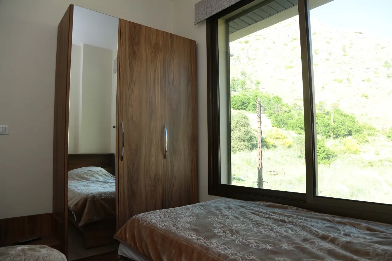 Furnished Chalet with Backyard View for Rent in Chabrouh Faraya — الصورة 9