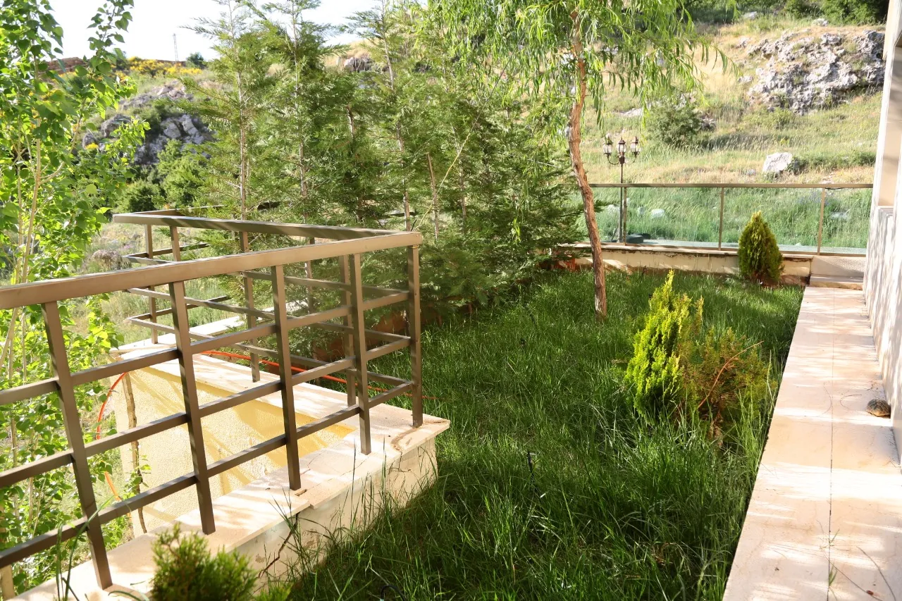 Furnished Chalet With Garden for Rent in Chabrouh, Faraya — الصورة 5