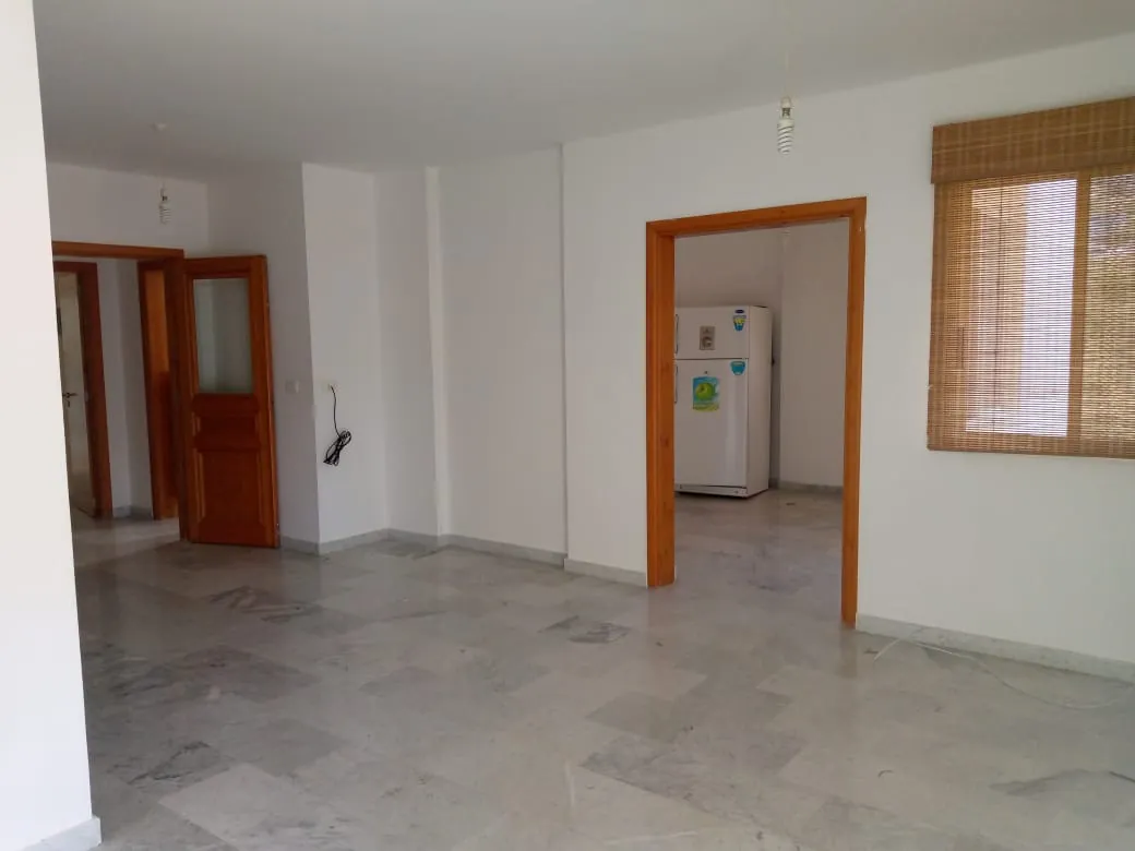Apartment for Rent in Hboub on the Main Road