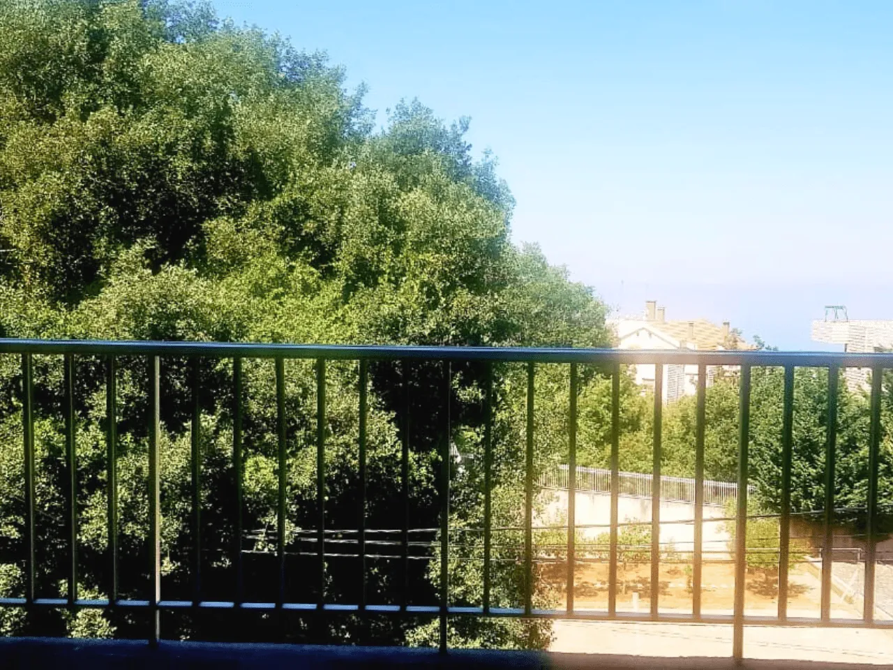 Spacious & Furnished Apartment for Sale in Ajaltoun — الصورة 2