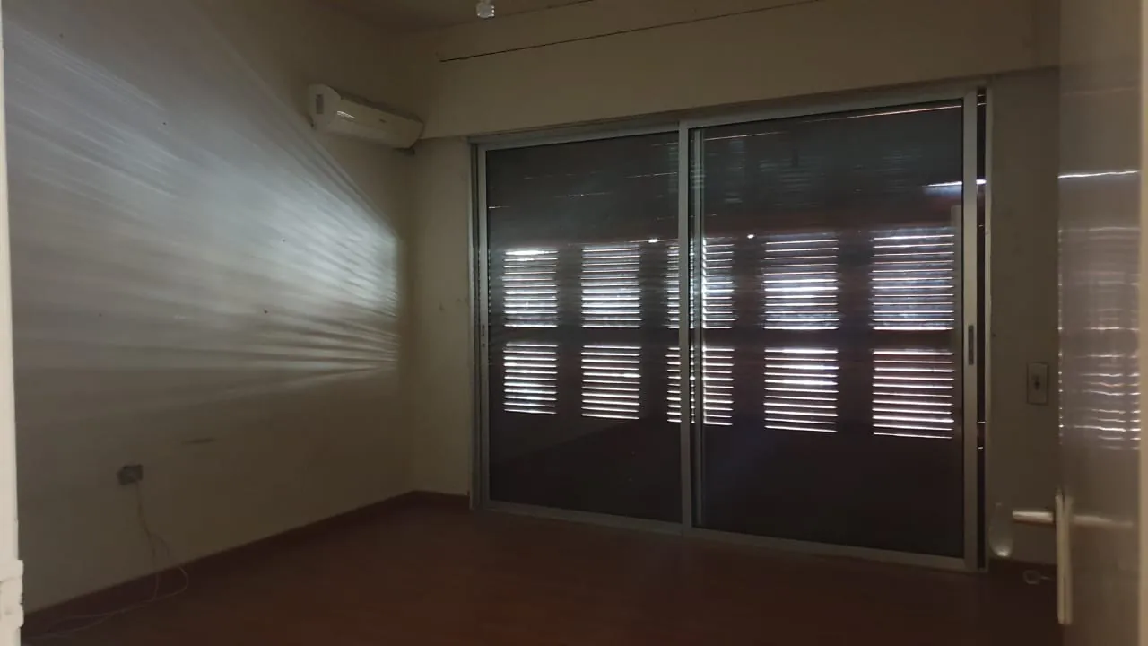 Spacious Apartment for Rent in Achrafieh, Rizk — الصورة 2