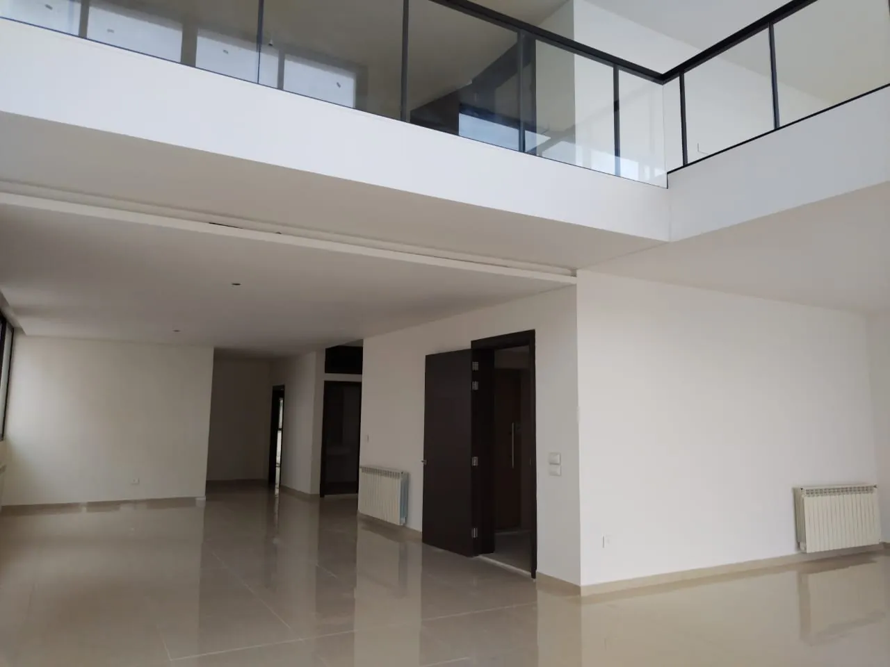 Duplex Apartment for Sale in Haret Sakher with Panoramic View — الصورة 3
