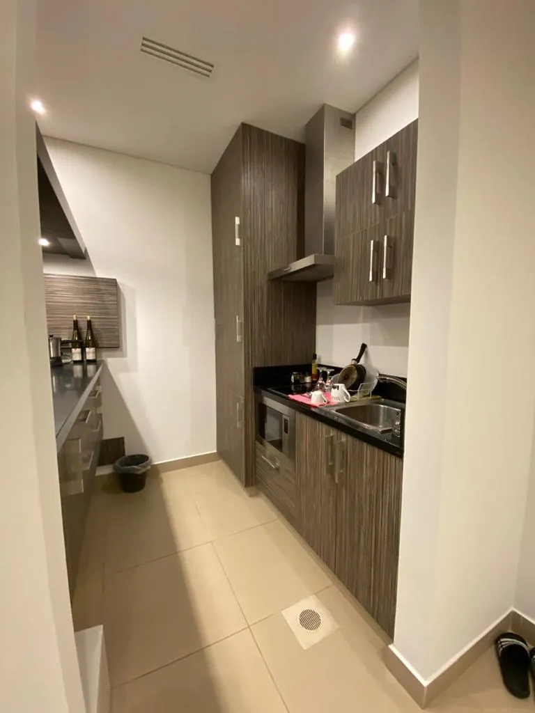 Fully Furnished Apartment for Rent in Saifi with Balcony — الصورة 2