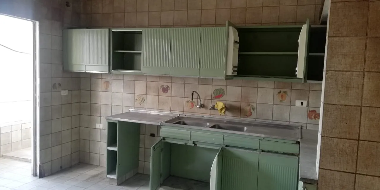 Spacious Apartment with Terrace for Sale in the Heart of Zalka — الصورة 3