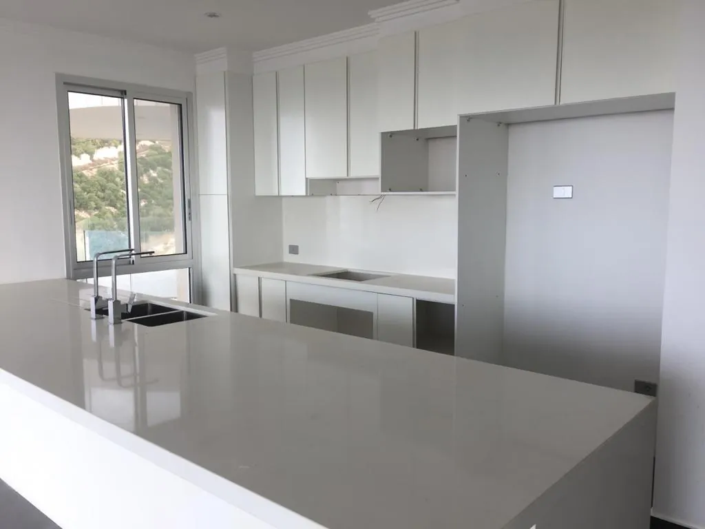 Deluxe Apartment for Sale in Halat with Amazing — الصورة 5