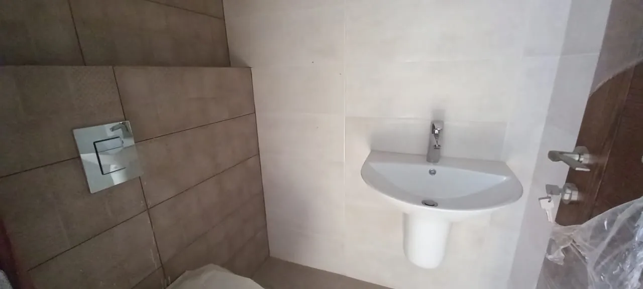 High-End Apartment for Sale in Haret Sakhr with an open Sea View — الصورة 6