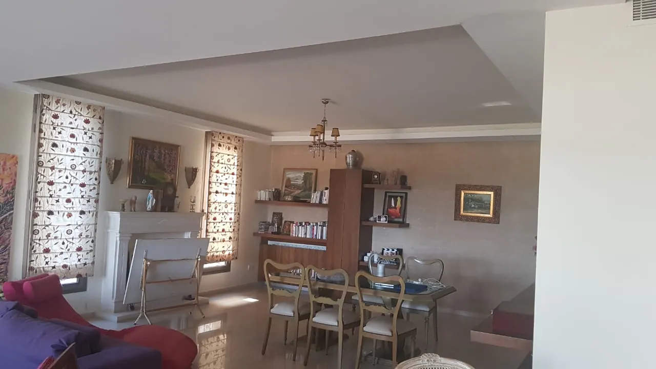 Spacious Apartment For Rent with Large Garden and Terrace in Baabdat — الصورة 2