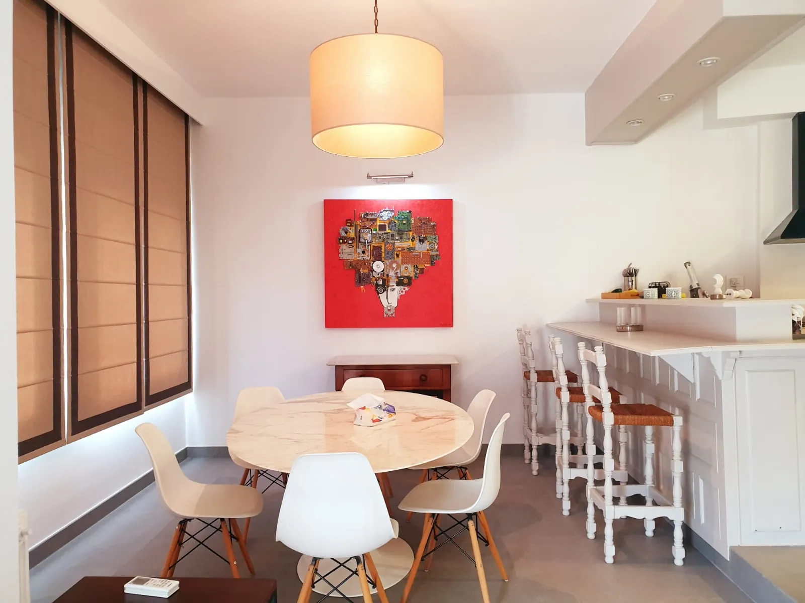 Fully Furnished Duplex Apartment With Terrace For Rent in Achrafieh, Tabaris