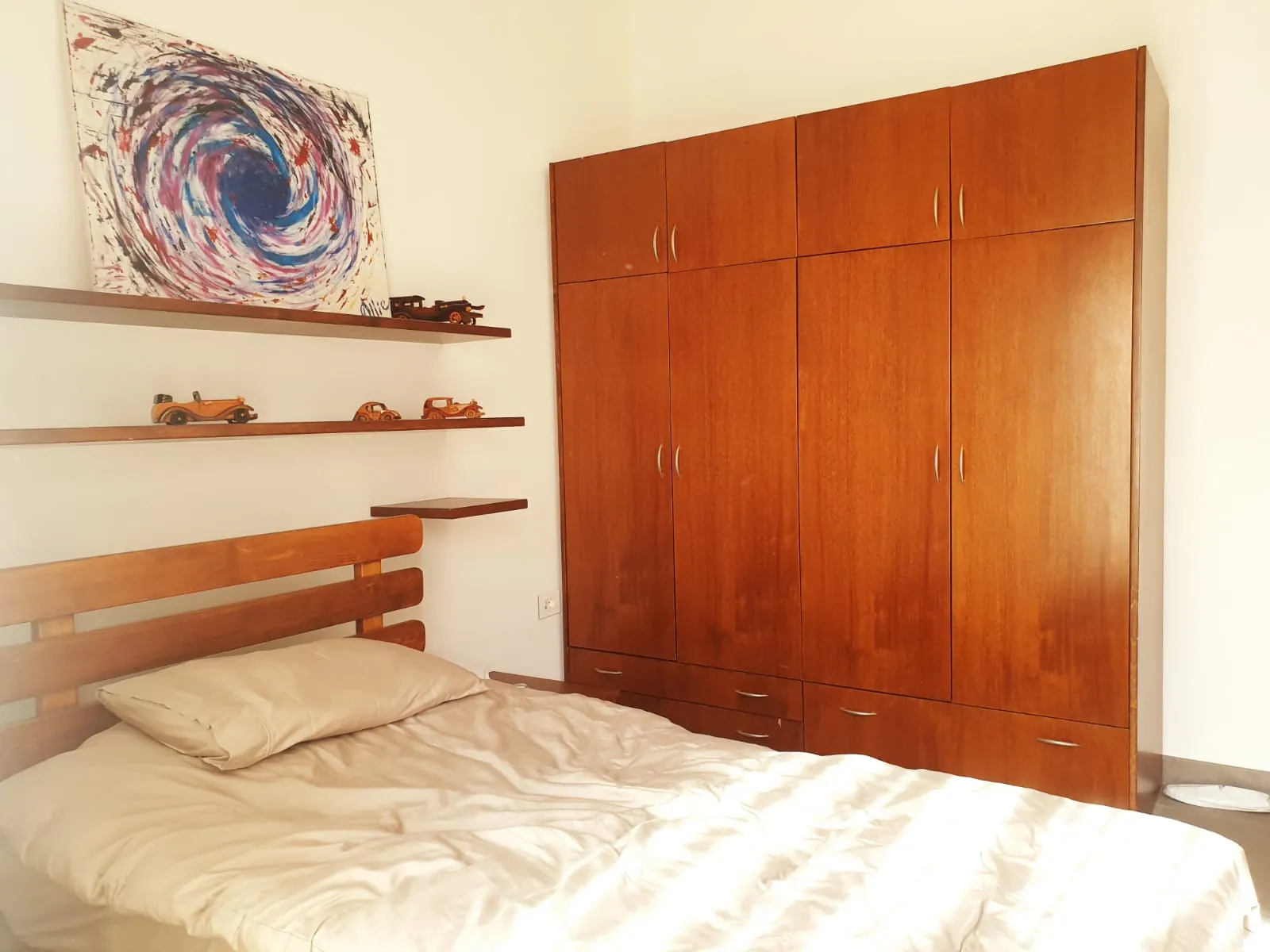 Fully Furnished Duplex Apartment With Terrace For Rent in Achrafieh, Tabaris — الصورة 10