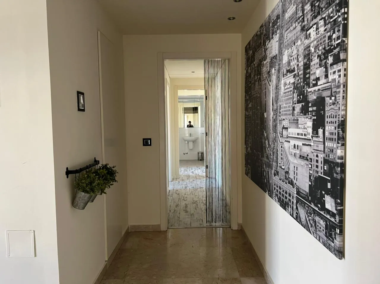 Fully Furnished Apartment For Rent in Achrafieh — الصورة 10