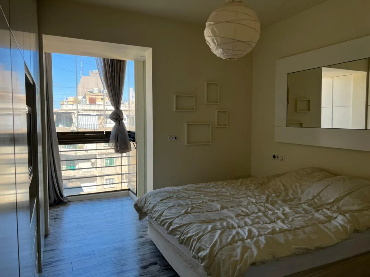 Fully Furnished Apartment For Rent in Achrafieh — الصورة 4