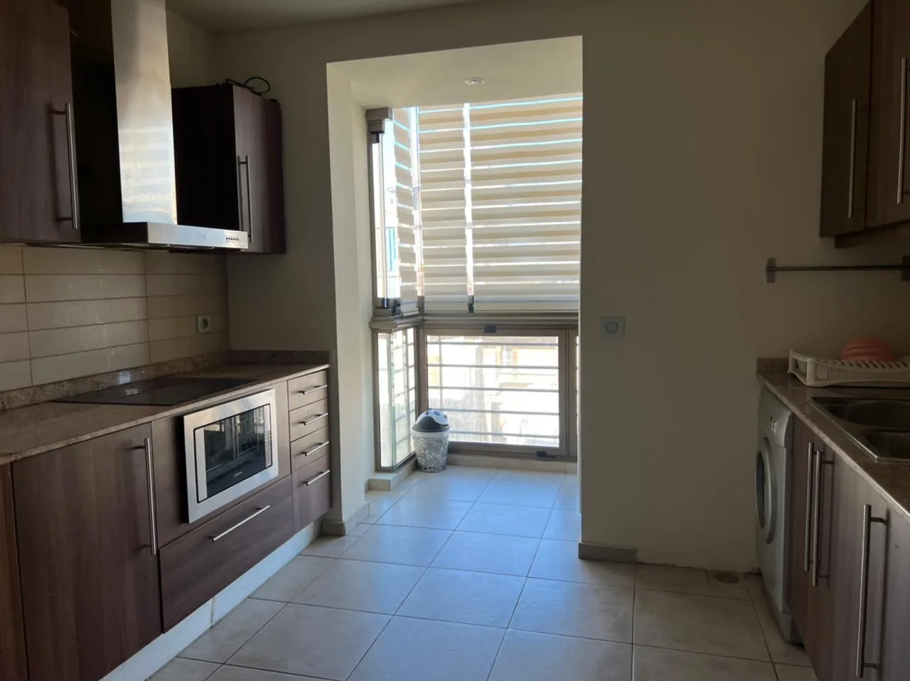 Fully Furnished Apartment For Rent in Achrafieh — الصورة 5