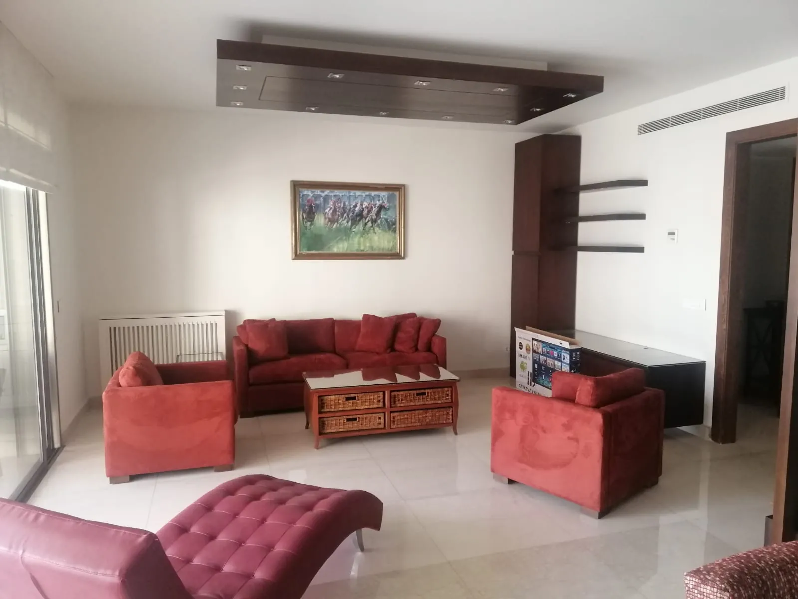 An Impeccable Furnished Apartment for Rent in Achrafieh — الصورة 5