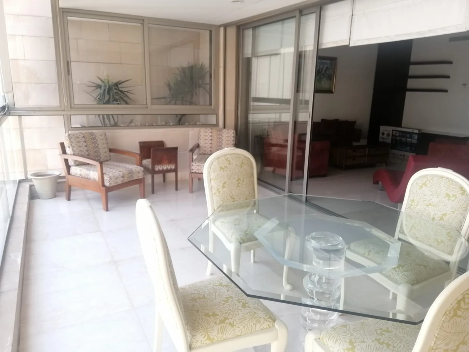 An Impeccable Furnished Apartment for Rent in Achrafieh — الصورة 6