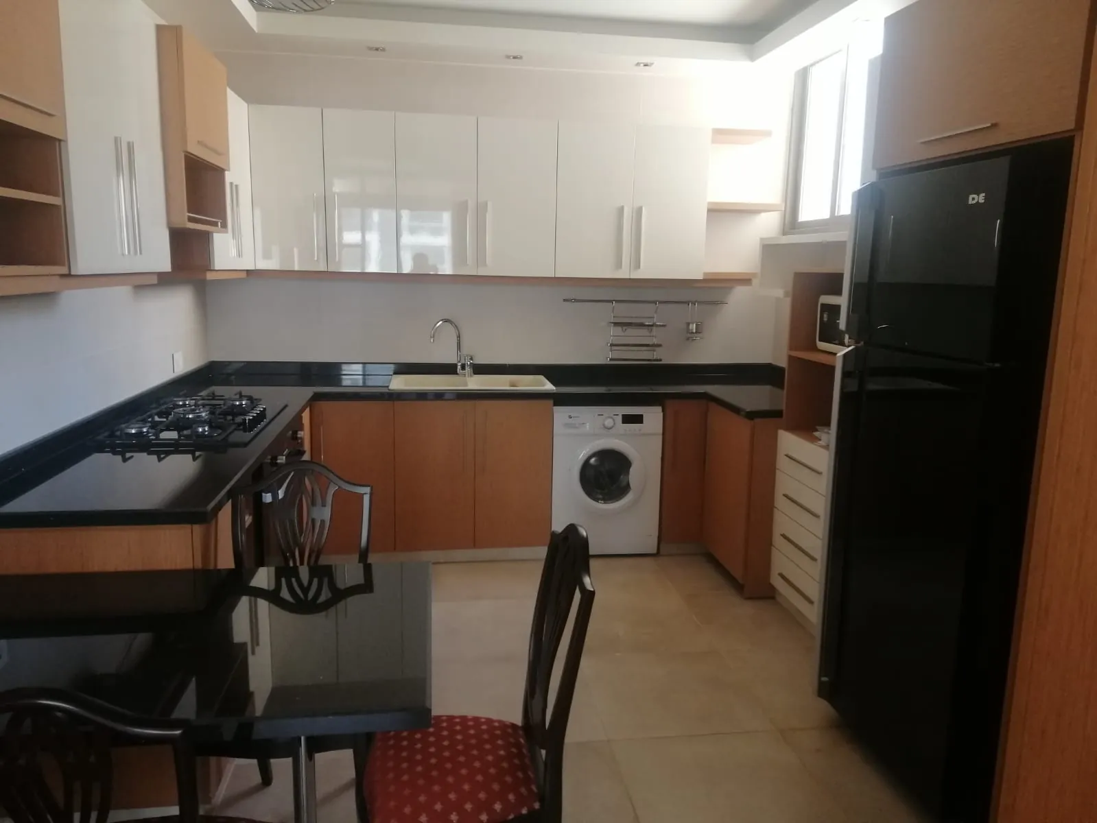 An Impeccable Furnished Apartment for Rent in Achrafieh — الصورة 9