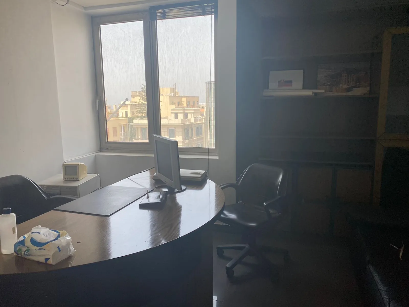 Furnished Office for Sale in a Prime Location of Achrafieh — الصورة 5