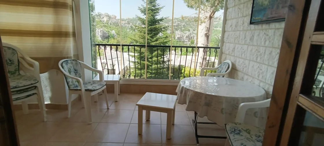 Fully furnished chalet for rent in a gated community in Faytroun — الصورة 4