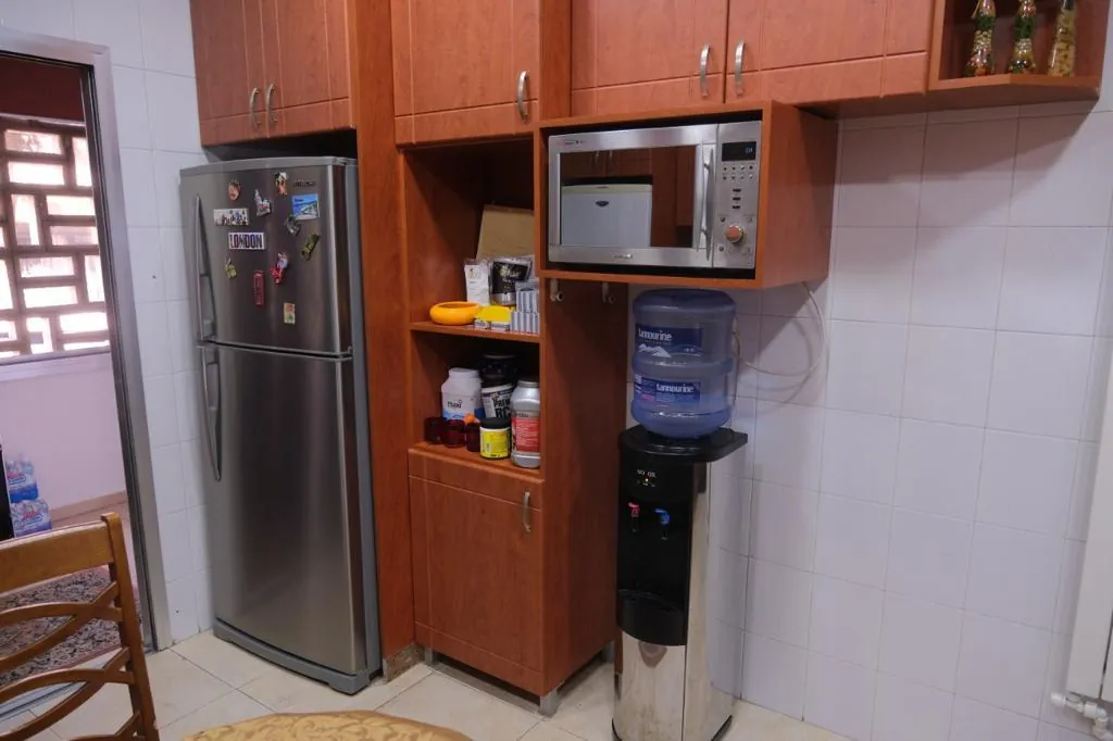 Well Decorated Apartment For Sale in Mazraat Yachouh — الصورة 6