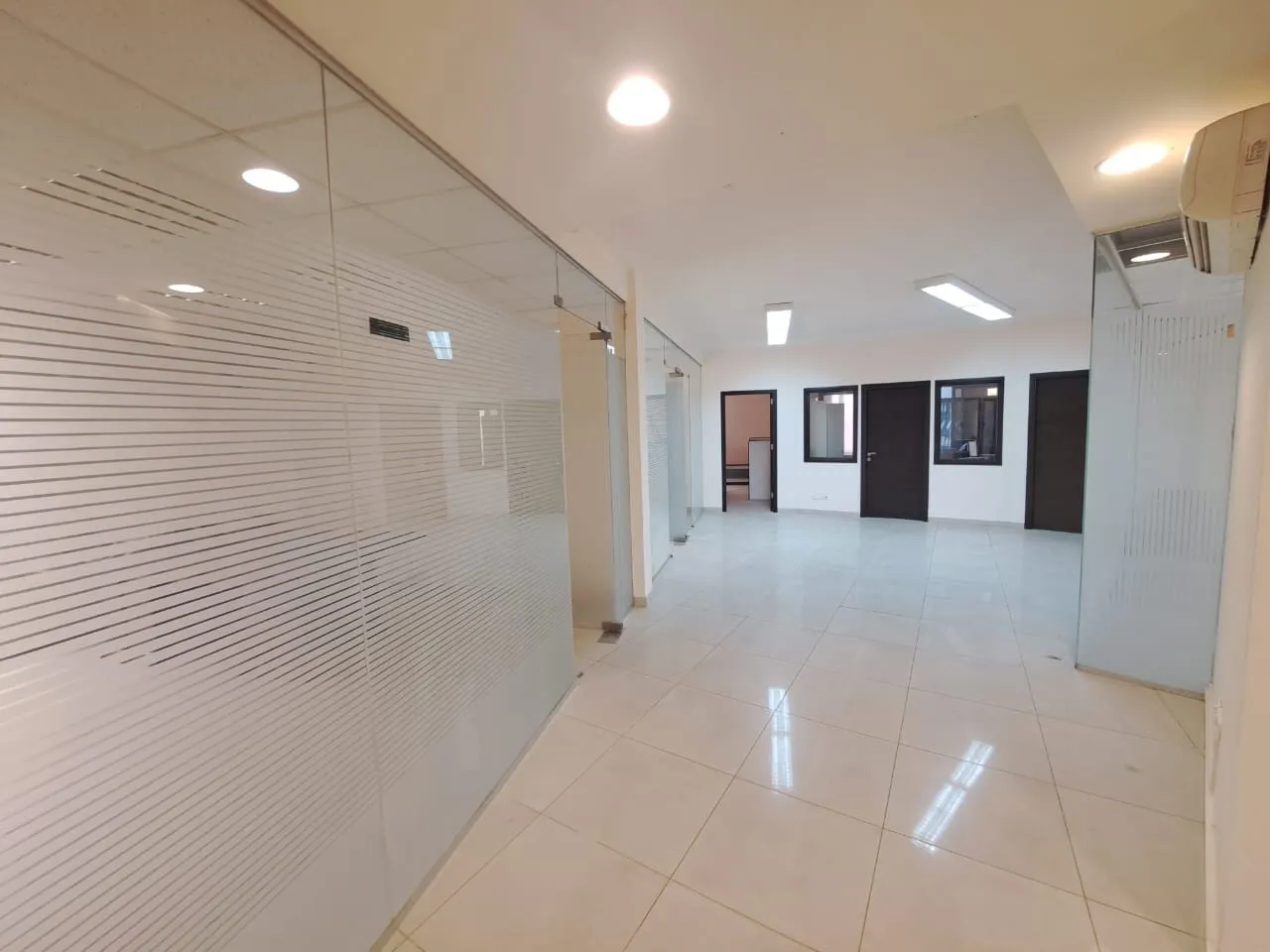 Spacious Office for Rent in Dekweneh — الصورة 2
