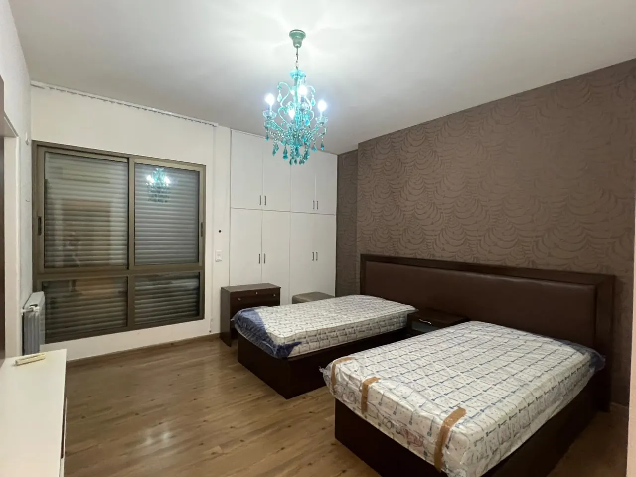 Elegant & Furnished Apartment with Terrace for Rent in Achrafieh — الصورة 10