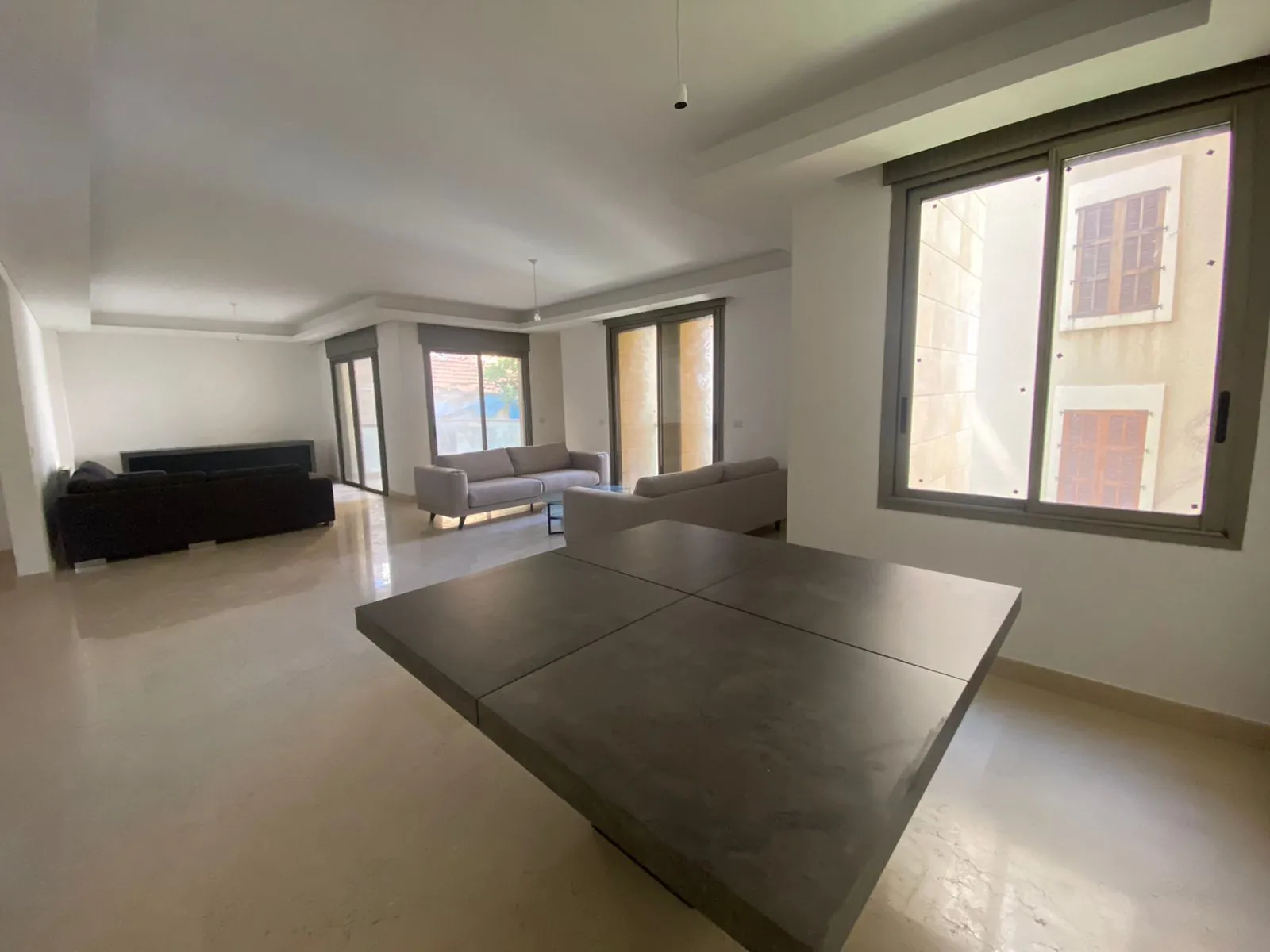 Furnished Apartment for Rent in Gemmayzeh — الصورة 3