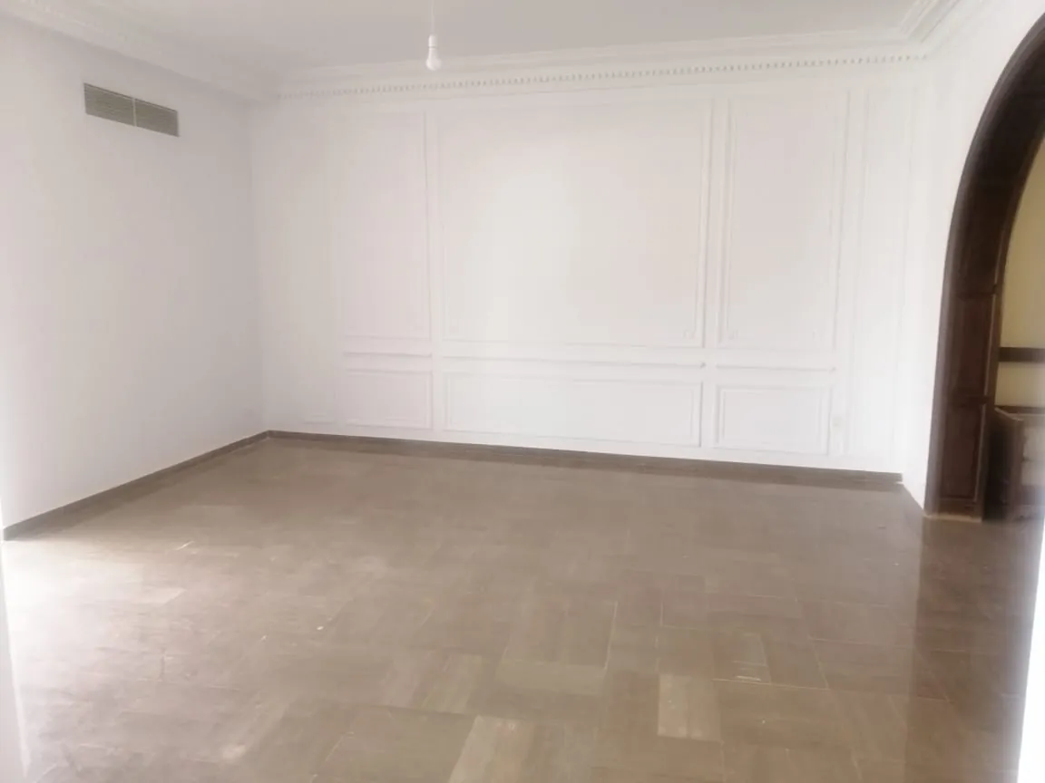 Spacious Apartment for Rent in Sassine, Achrafieh — الصورة 8