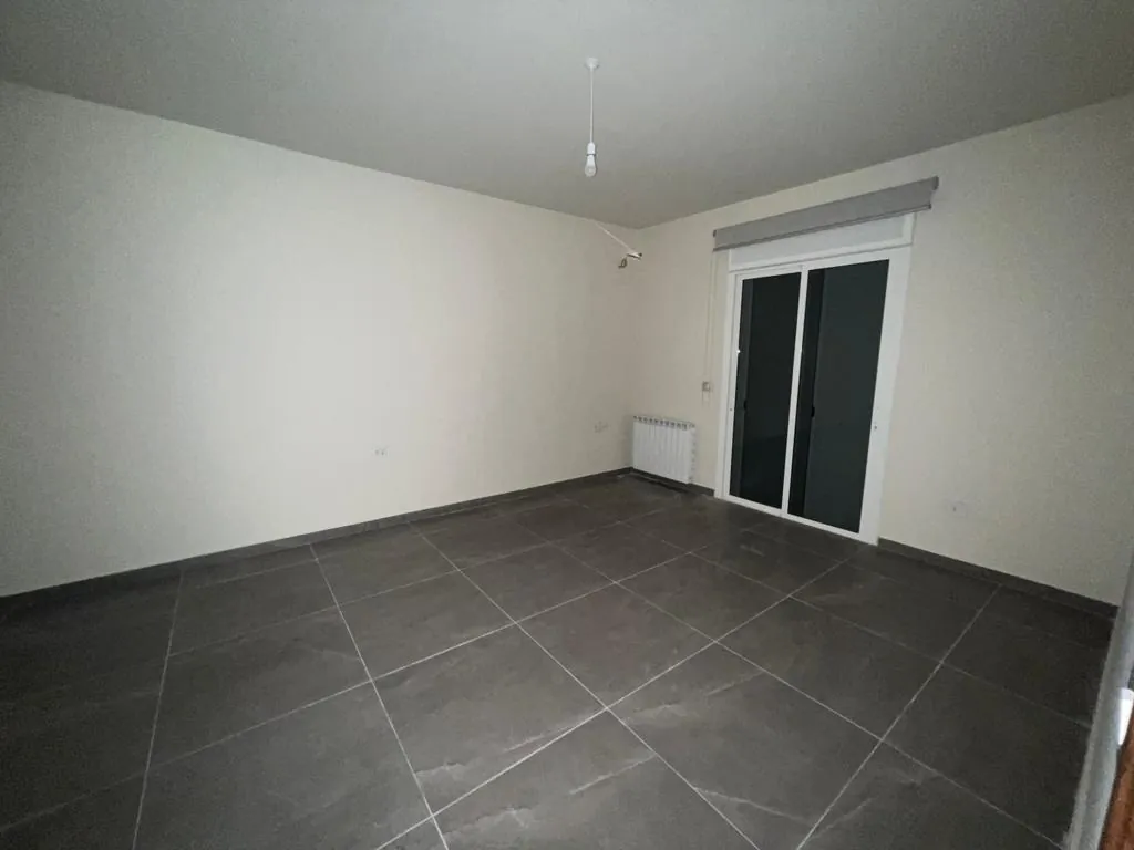 Renovated Apartment For Rent in Jbeil — الصورة 3
