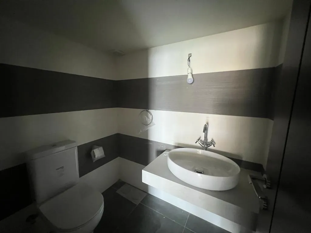 Renovated Apartment For Rent in Jbeil — الصورة 6