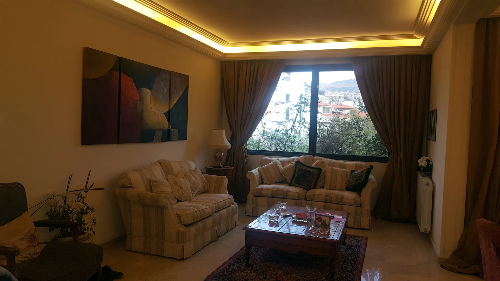 Spacious Apartment For Rent In A Luxurious Street in Mar Takla — الصورة 4