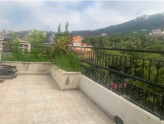 Luxurious Duplex In Monteverde For Sale With A Terrace Overlooking A View — الصورة 4