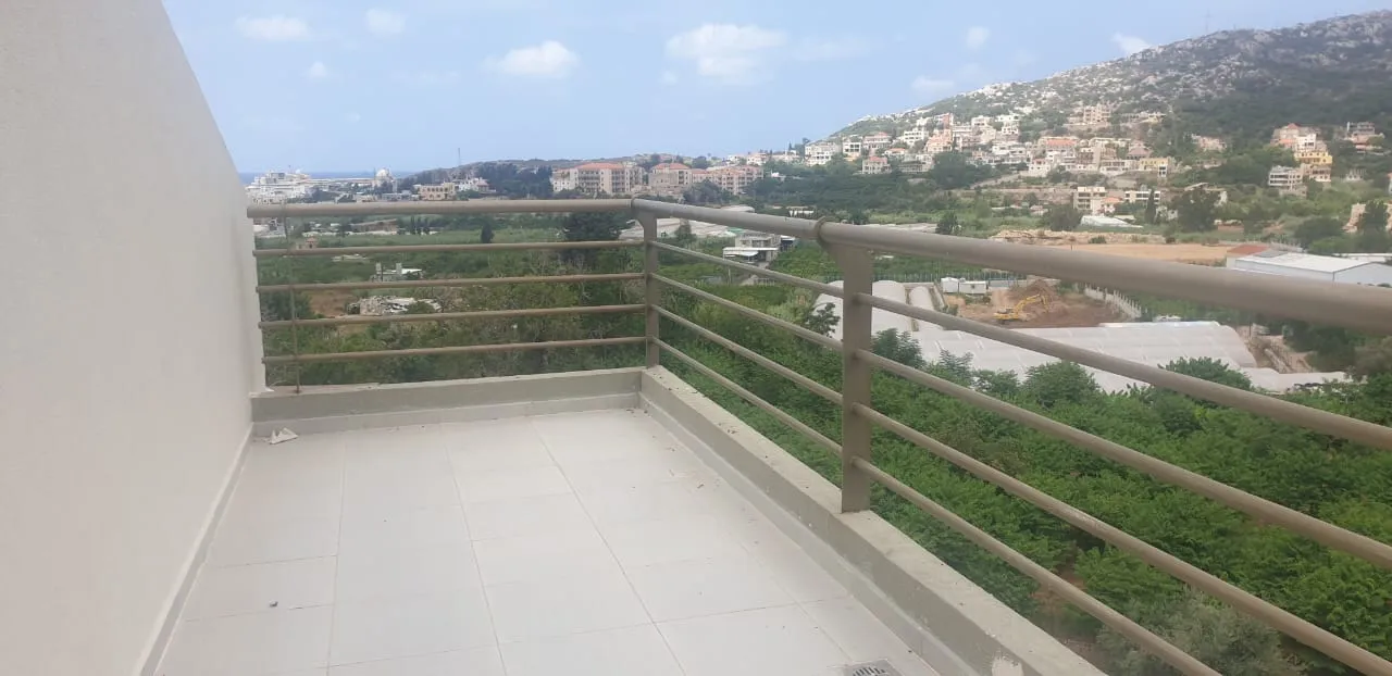 Spacious Duplex For Sale in Batroun — photo 3
