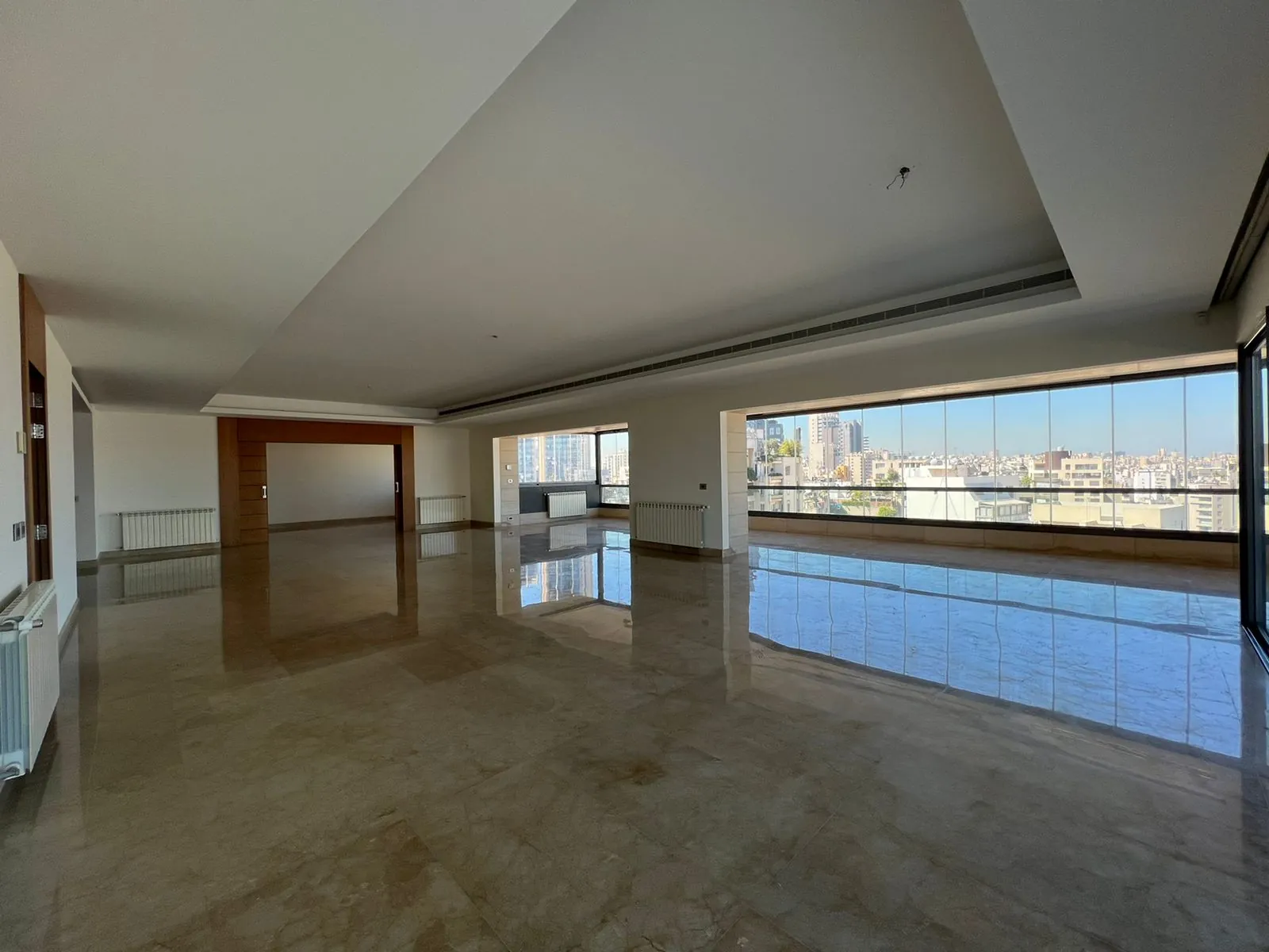 Deluxe Apartment With Terrace for Sale in Achrafieh - Tabaris