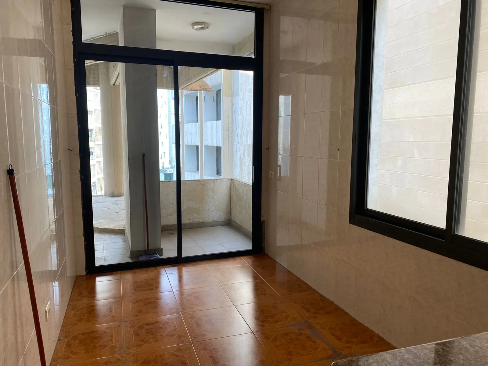 Spacious Apartment For Rent In Achrafieh, Hotel Dieu — photo 6