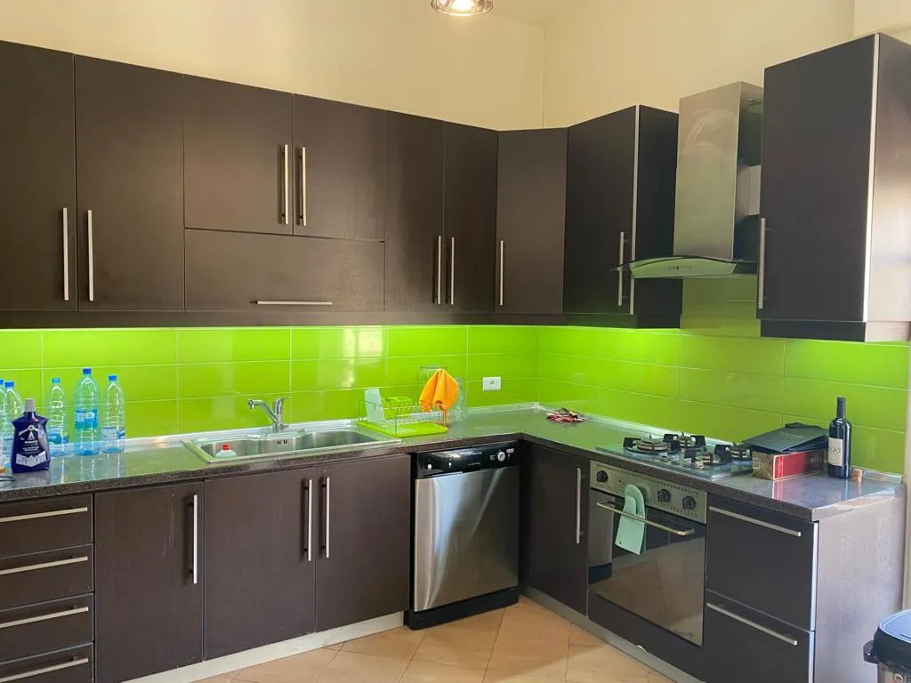 Spacious Furnished Apartment For Rent In Saifi Village — الصورة 4