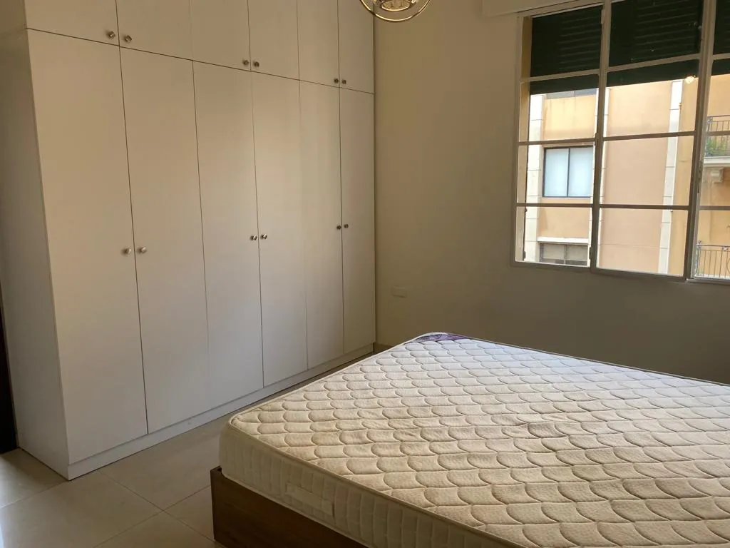 Spacious Furnished Apartment For Rent In Saifi Village — الصورة 8