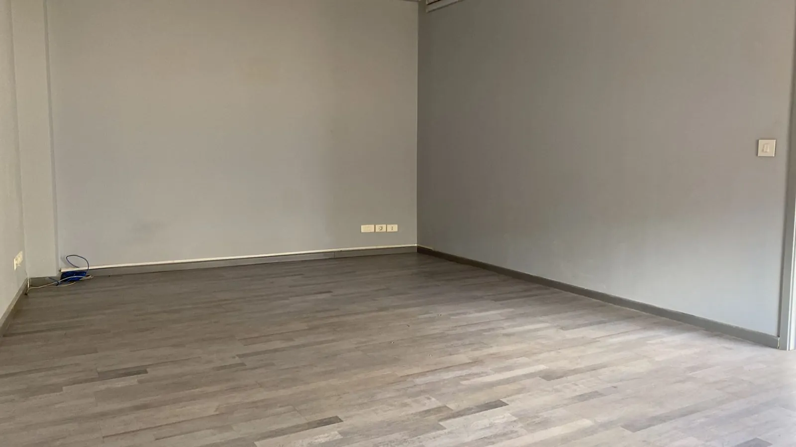 Nice Office For Rent in Downtown Near Beirut Souks — الصورة 7