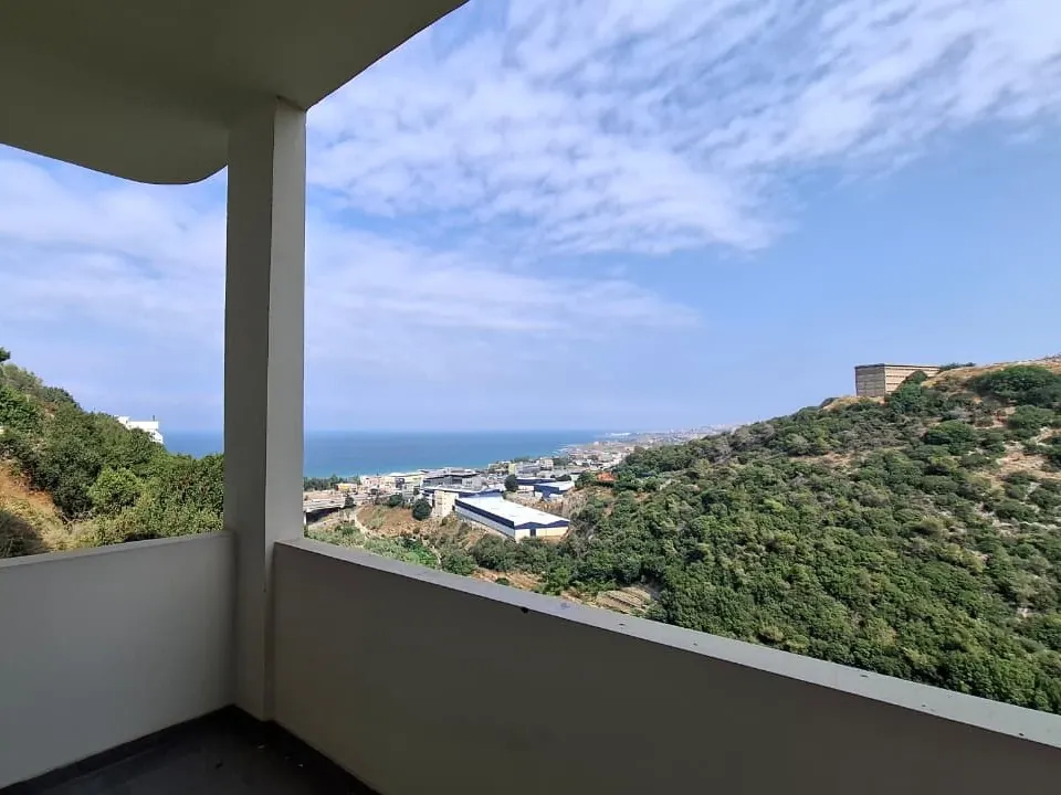 Apartment With Terrace & Beautiful View for Rent in Fidar — الصورة 3