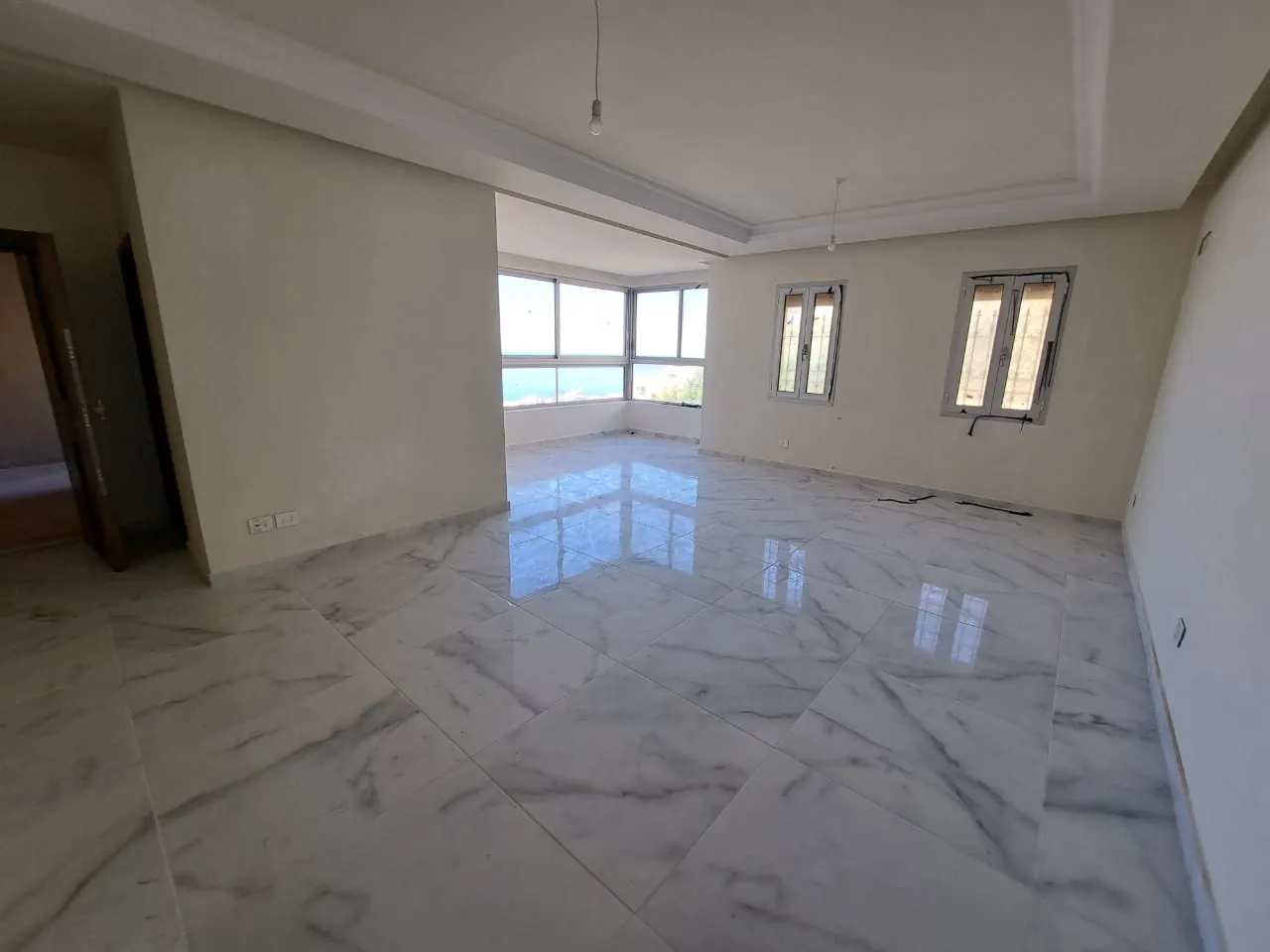 A Luxurious 165 SQM Apartment for Sale in Fidar — الصورة 2