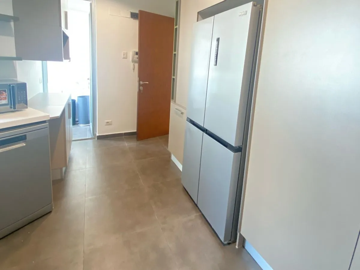Unfurnished 3-Bedroom Apartment for Sale in Achrafieh, Sodeco — الصورة 8