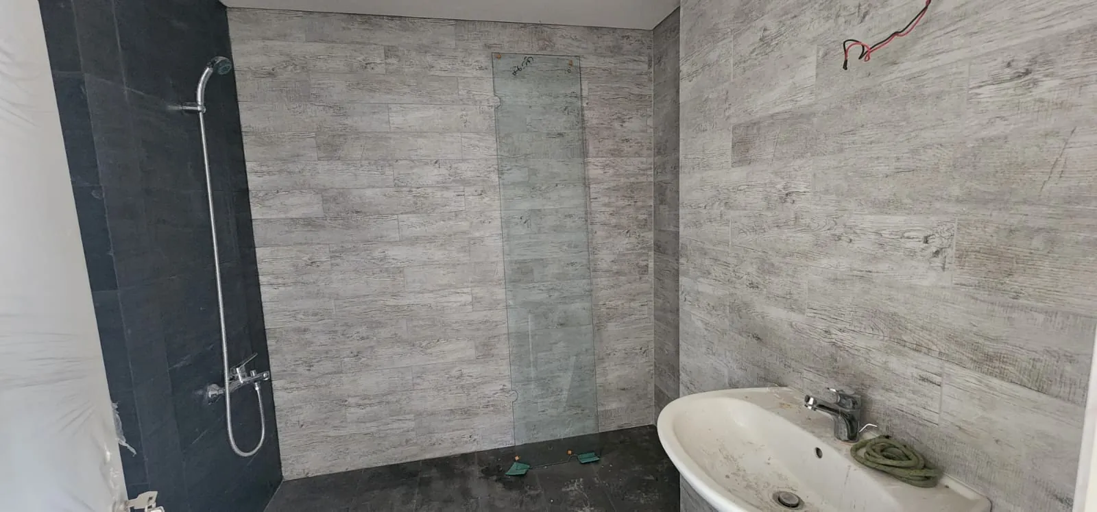 Spacious Apartment for Sale in a Gated community in Jamhour — الصورة 4