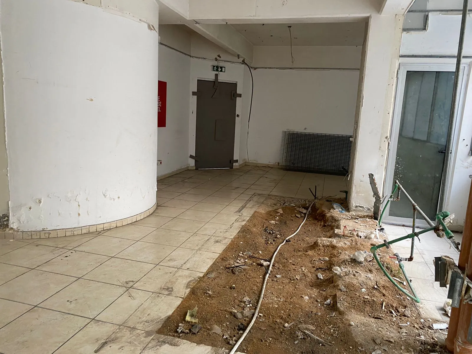 Open Space Office for Rent in Saifi — الصورة 5