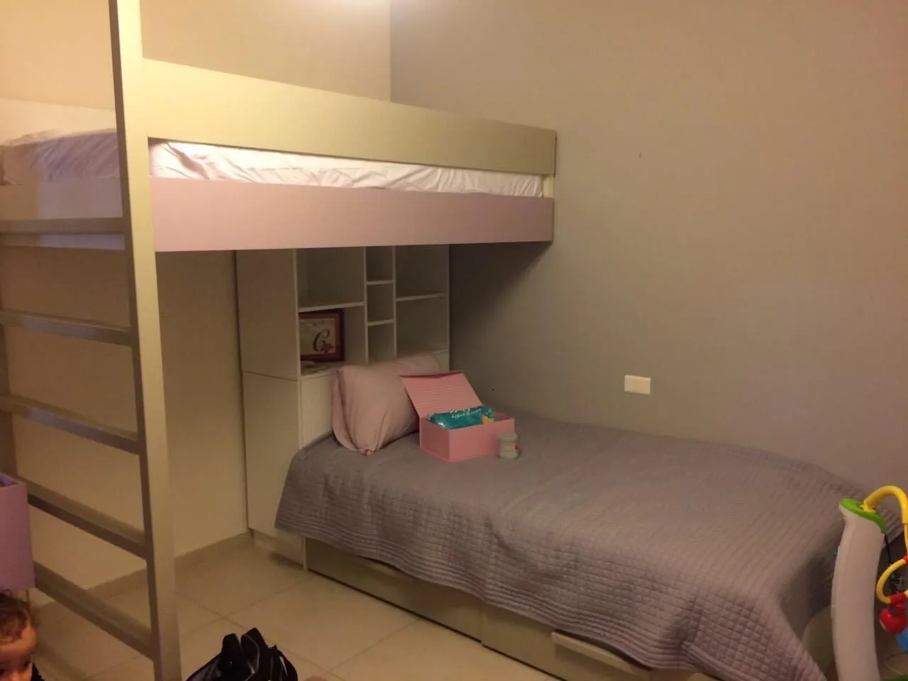 High-End Furnished Apartment with Terrace for Sale in New Shayle — الصورة 4