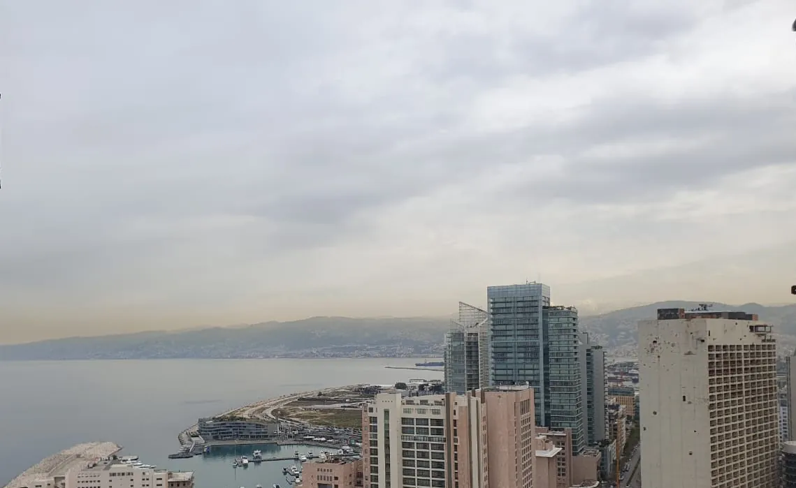 Brand New 255 SQM Apartment for Sale in Ain El Mreisseh — الصورة 2