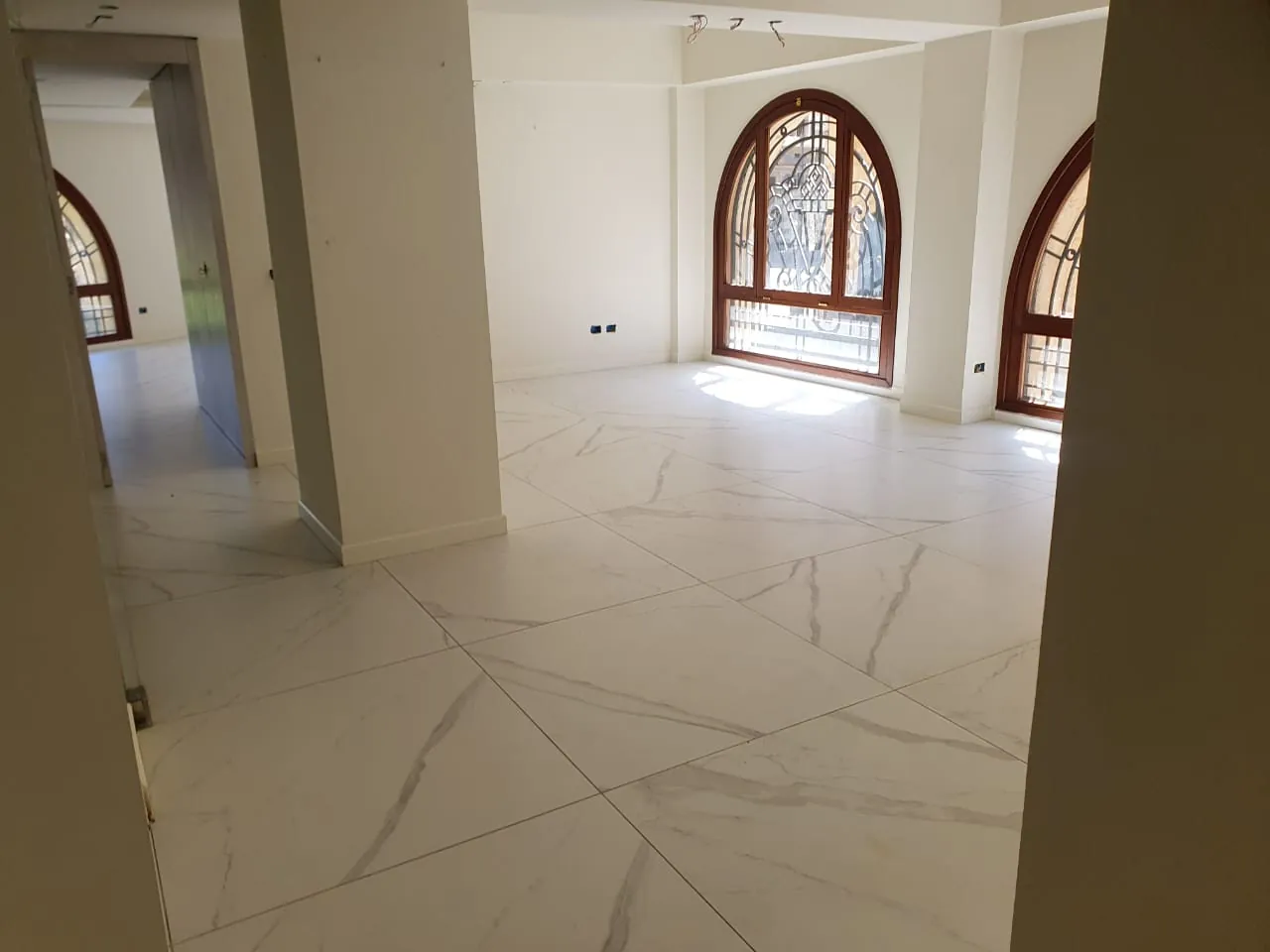 120 SQM Office for Rent in Downtown — photo 2