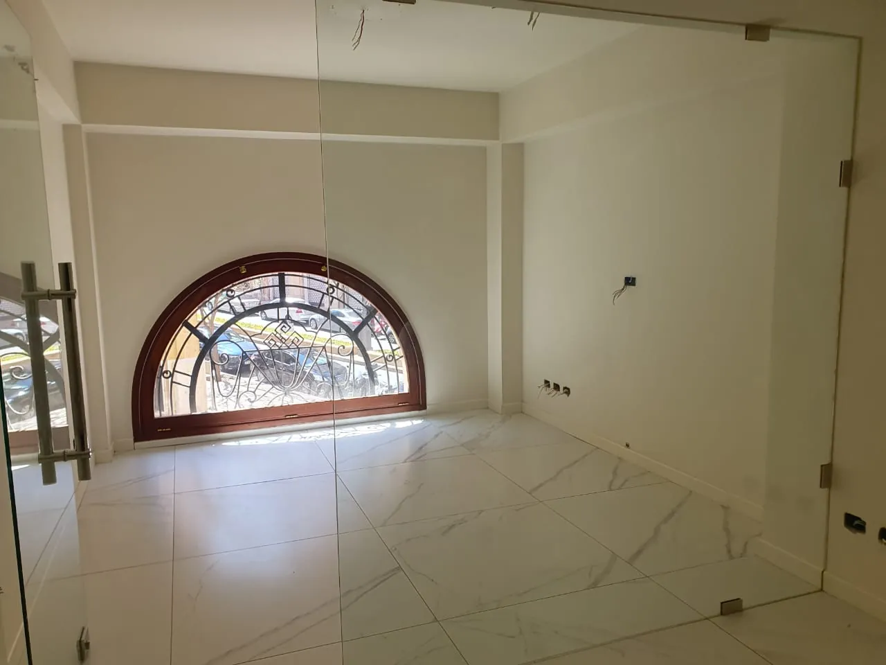 120 SQM Office for Rent in Downtown — photo 3