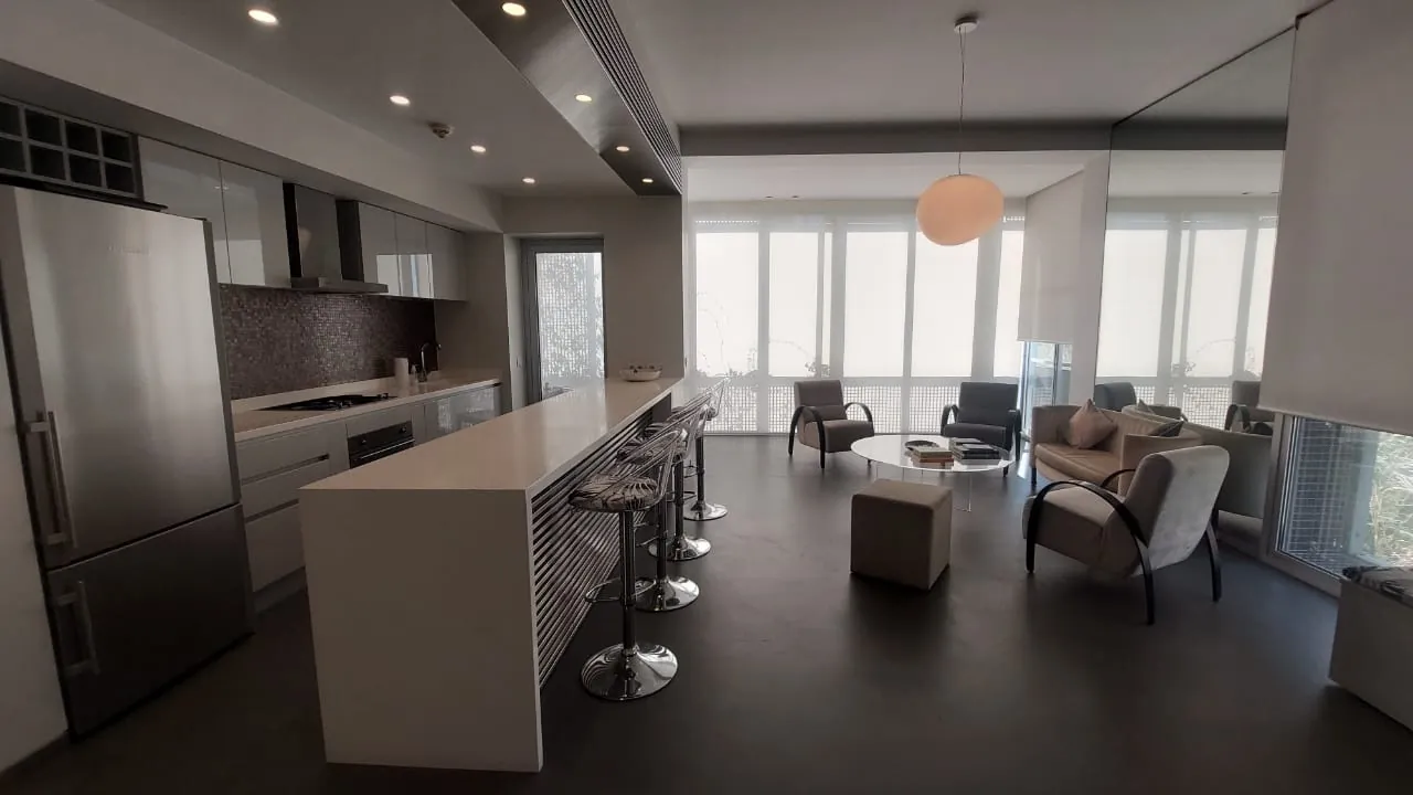 Beautifully Decorated Apartment for Rent in Achrafieh, Lycée — الصورة 4