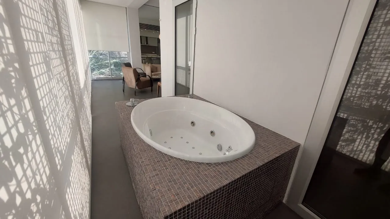 Beautifully Decorated Apartment for Rent in Achrafieh, Lycée — الصورة 7