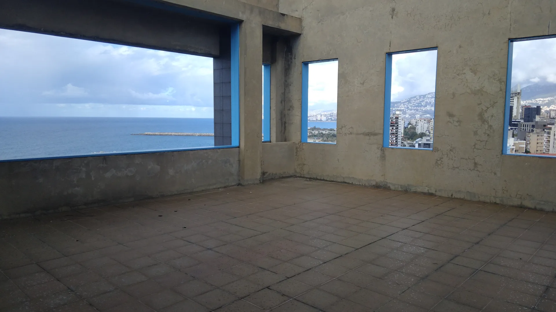 7,353 SQM Building for Sale In Zouk Mikael — الصورة 4