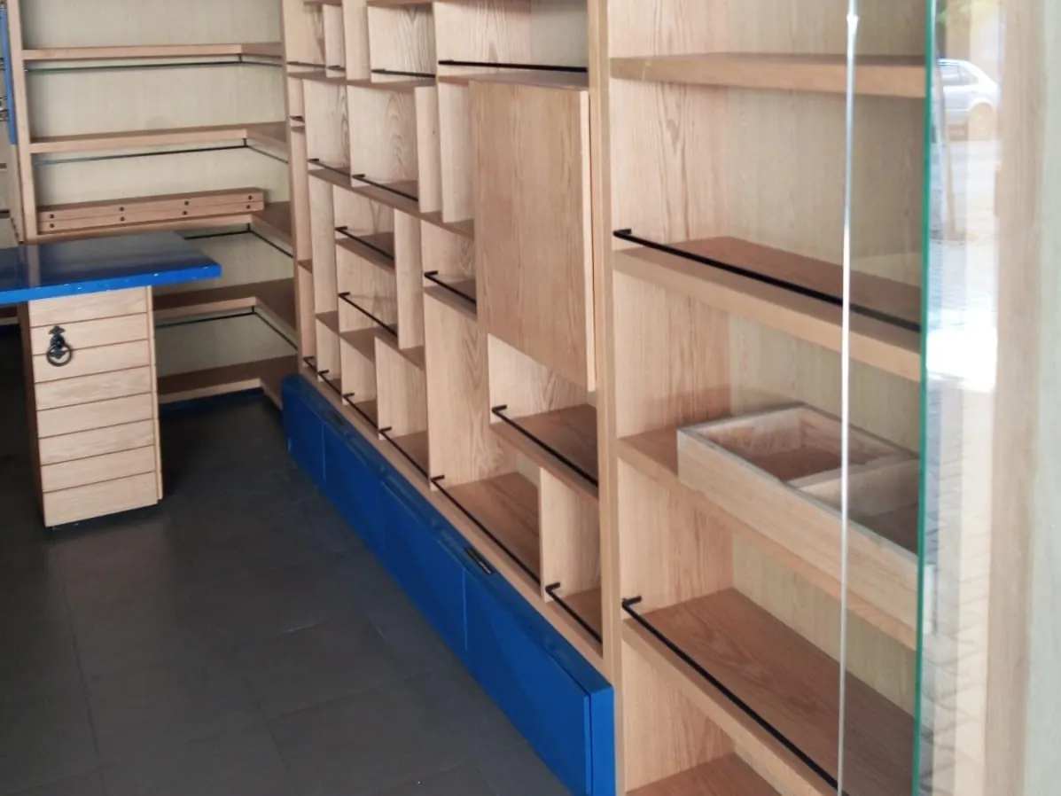 30 SQM Shop for Rent in Achrafieh, Carré D'or — الصورة 4